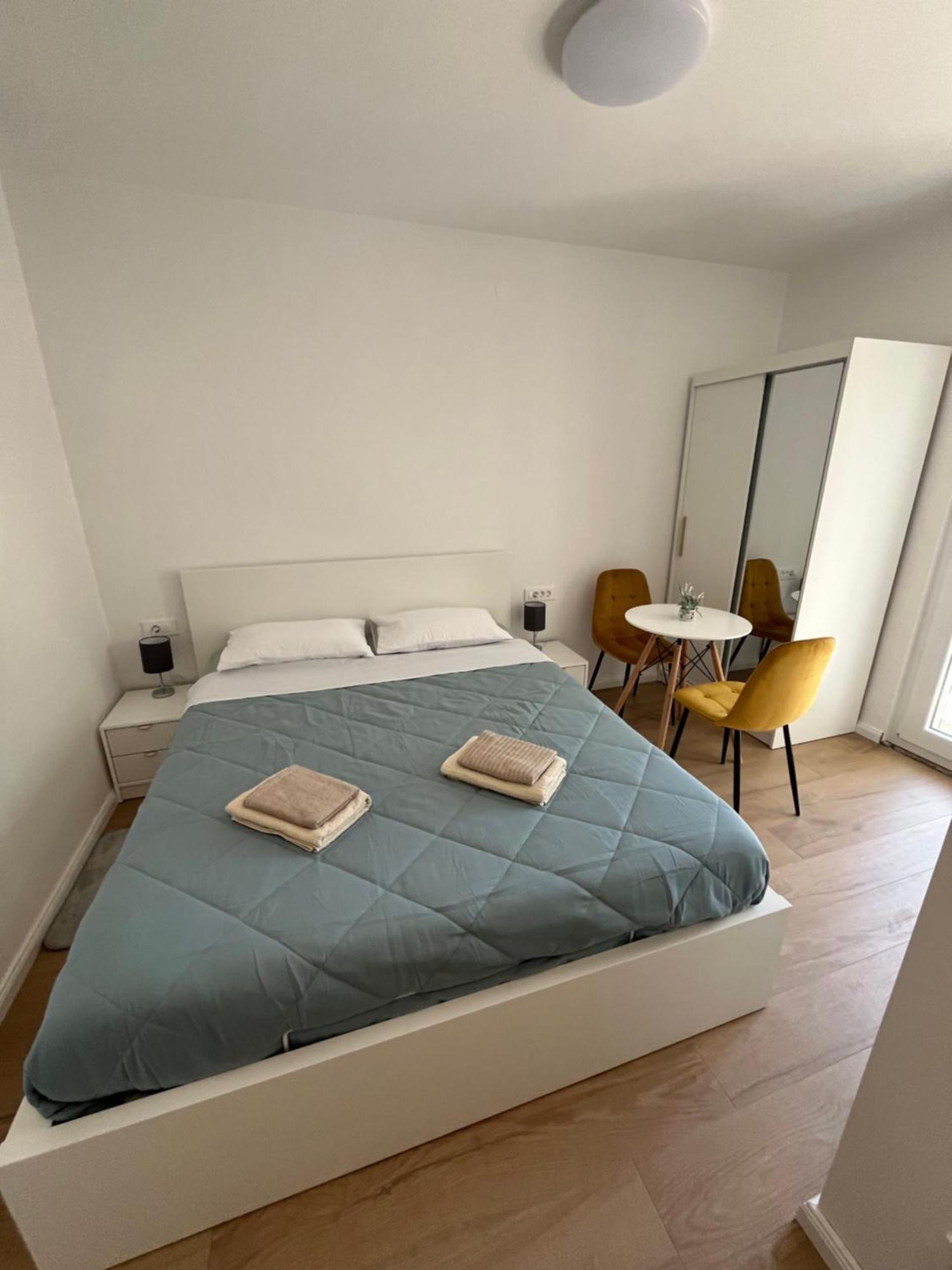 Green Oasis For Two, 30 Meters From Sea Lejlighed Zadar Eksteriør billede